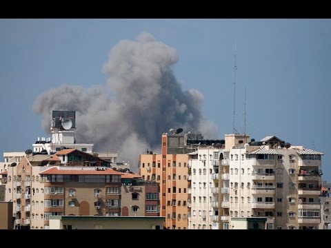 Bombs fall on Gaza as Hamas-Israel rocket exchange intensifies