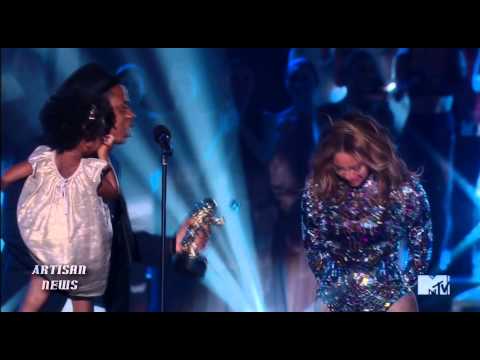 2014 MTV VIDEO MUSIC AWARDS WRAP - BEYONCE, MILEY CYRUS, NICKI MINAJ THRILL