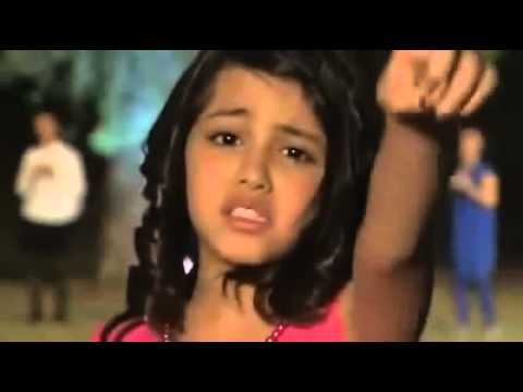 Syria Girl singing for father and syrian people