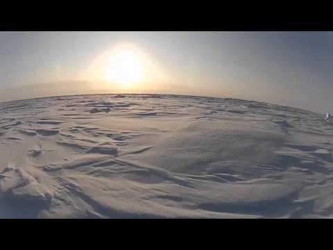 North Pole Expedition - Russian Ice Camp BARNEO - Philippe LATTES.