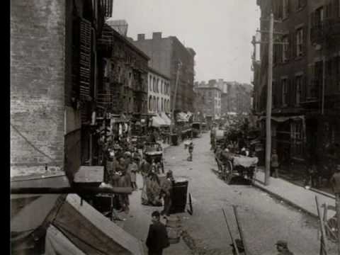 A New Inudstrial Revolution (The Jacob Riis Collection)