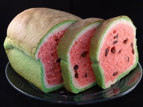 Watermelon Look-Alike Raisin Bread- with yoyomax12