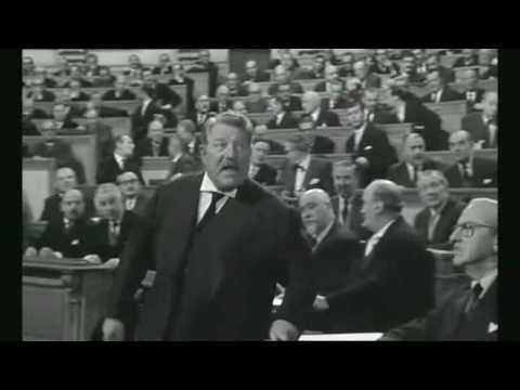 Petite leçon d'Europe par Jean Gabin dans 