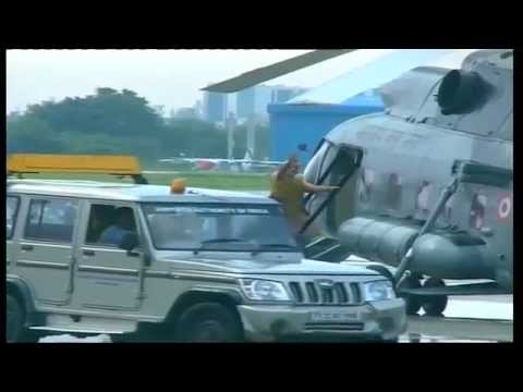 PM Narendra Modi welcomed by Tamil Nadu CM J. Jayalalithaa at Chennai airport