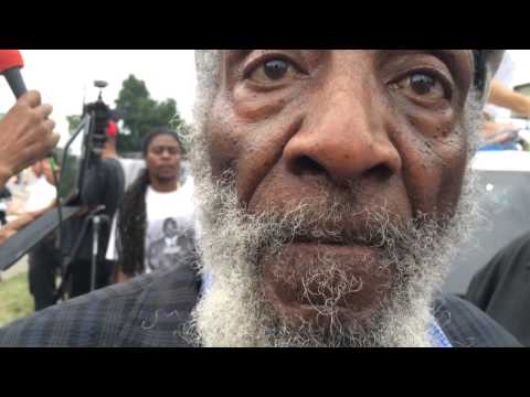 Dick Gregory Exposes The American Dream Psyop