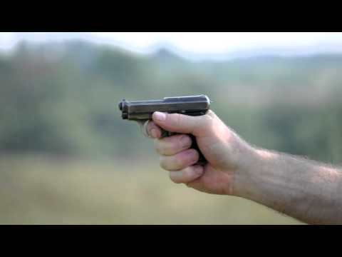 Shooting the Beretta 418 (Bantam) in 25acp