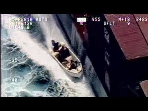 Somali pirates hijack ship