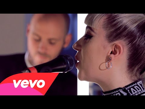 Leah McFall - Home  – Vevo DSCVR (Live)