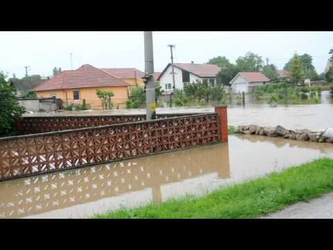 obec Hul Kamenny most cez potok Liska jún 2010