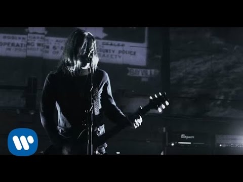 Alter Bridge // Addicted To Pain (OFFICIAL VIDEO)