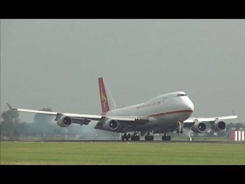 Plane spotting at Schiphol Airport | Beautiful landings & take off's!