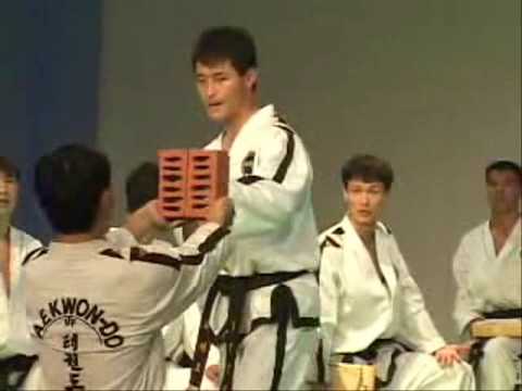 ITF Taekwon-Do Breaking