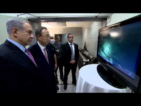 PM Netanyahu presents to UN Secretary General Ban Ki-moon Rockets and operating methods of Hamas