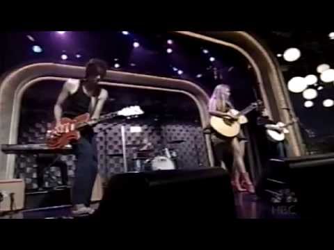 Jewel - Standing Still  live 2001