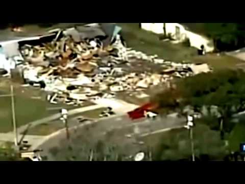 News 2014 Why Giant Sinkholes appearing all over America, the world?