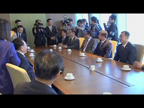 North Korean delegation arrives in south for talks