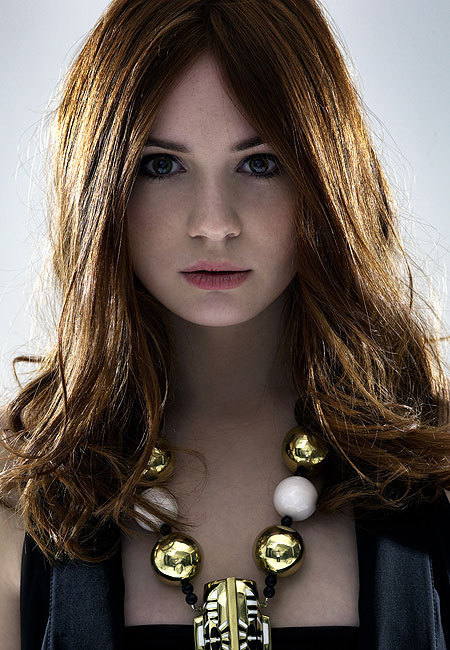 Karen-Gillan-karen-gillan-13197795-450-650