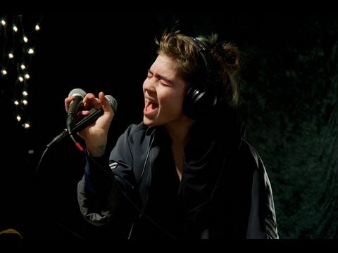 Grimes - Full Performance (Live on KEXP)