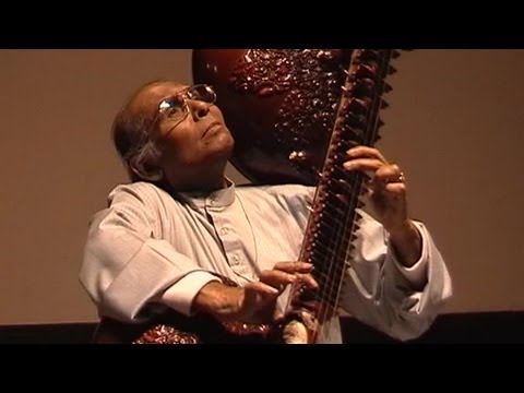 Ustad Asad Ali Khan - Rudra Veena - Rudra Vina - Dhrupad - Raga Yaman Kalyan - Dresden 4th May 2003