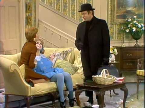 THE CAROL BURNETT SHOW with BERNADETTE PETERS - possessed niece - spooky&funny