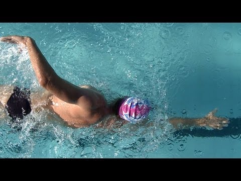 The Smoothest Swimming Technique In The World? Jono Van Hazel