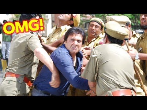 Govinda Fights On Mumbai Streets!