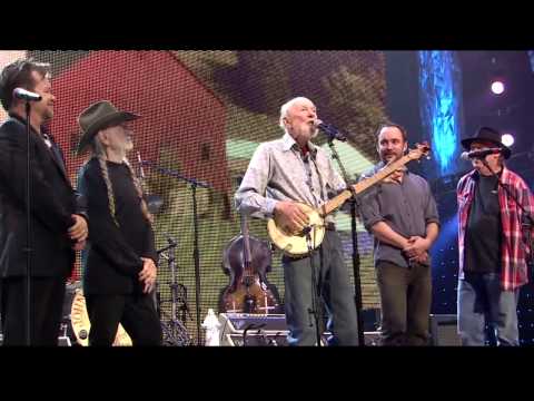 Pete Seeger  - This Land is Your Land (Live at Farm Aid 2013)