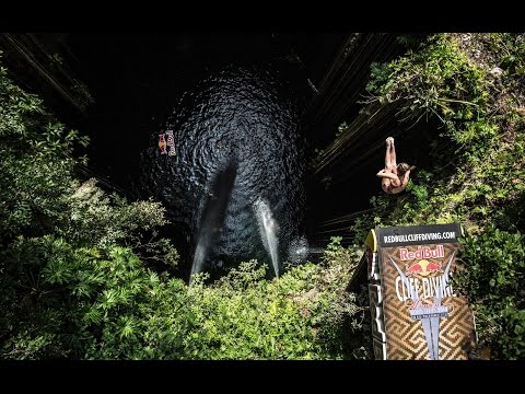 The Eye of a Cliff Diver - Red Bull Cliff Diving World Series