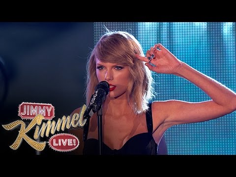 Taylor Swift Performs “Out of the Woods”