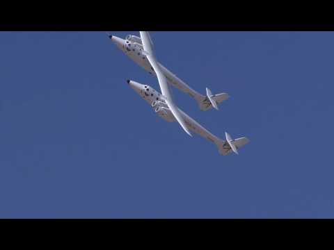 Scaled Composites Model 348 WhiteKnightTwo - Test Flight Nation 2009