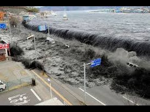 Japan Tsunami 2011 - Ocean Overtops Wall