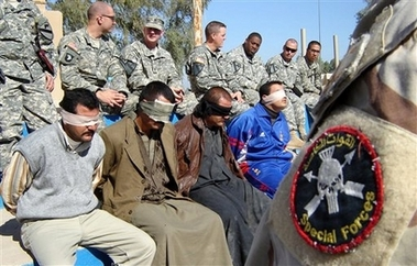US Special Forces with Iraqi Prisoners