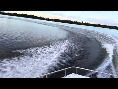 celebrity 2500 fish hawk 1995 v8 mercruiser full throttle test,  for sale