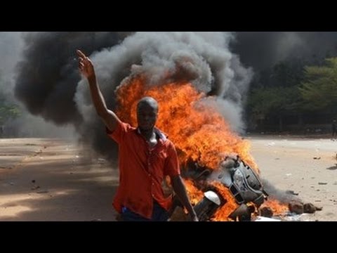 BURKINA FASO PARLIAMENT  set  ABLAZE   BREAKING NEWS 2014