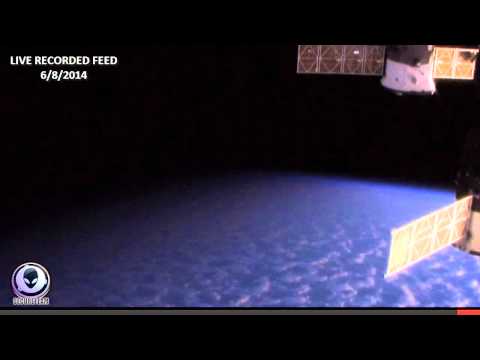 6/8/2014 NASA CUTS LIVE SPACE FEED! HD UFO APPEARS AT ISS