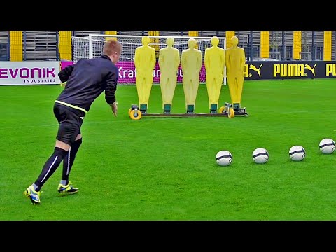 How To Shoot Like Marco Reus | Top Spin Free Kick Tutorial | freekickerz