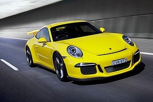 2015 Porsche 911 GT3.