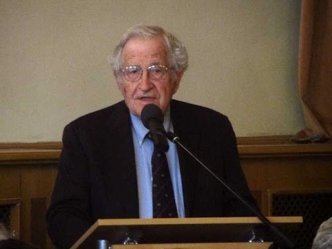 Noam Chomsky (2014) 