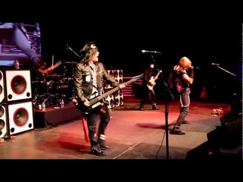 Motley Inc (Worlds Greatest Motley Crue Tribute Band) - Looks That Kill 7-21-11 (OC Fair).mp4