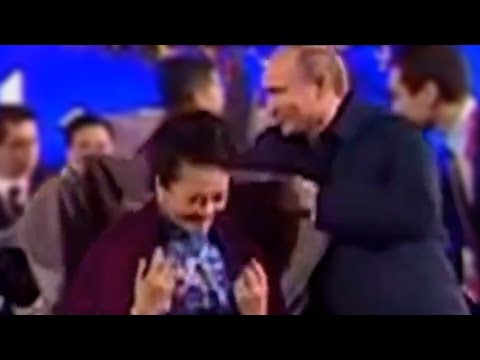 Putin Offers Blanket To China's First Lady & The Result Is Maximum Cringe