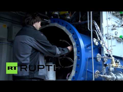 ‘Miracle’ machine turns water into gasoline