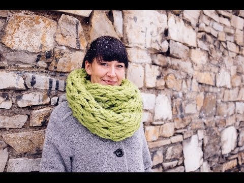 Arm Knit an Infinity Scarf in 30 Minutes