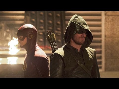 Stephen Amell on the Arrow / The Flash Crossover