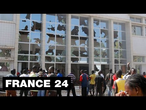 Chaos à Ouagadougou, assemblée saccagée, hôtel vandalisé - BURKINA FASO