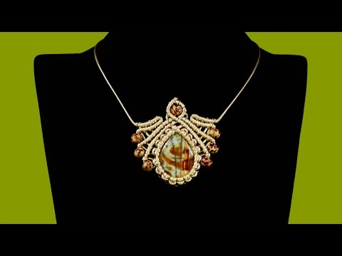 Macramé Pendant with Gemstone - Tutorial