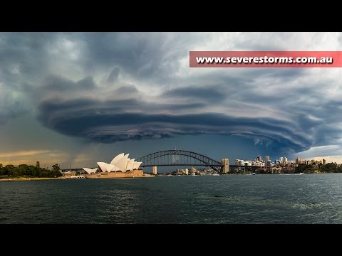 Epic thunderstorm hits Sydney, Australia