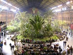 Atocha railway station, Madrid Spain's railway system, the Red Nacional de Ferrocarriles Espaoles (Renfe) operates the vast majority of Spain's railways. In Madrid, the main rail terminals are Atocha in the south and Chamartn in the north.