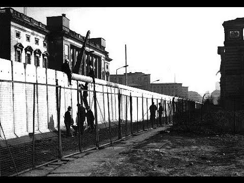 The Berlin Wall :  Documentary on the Berlin Wall from Construction to Destruction