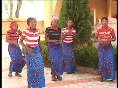 Ede K'Owoicho an Idoma song by Peter Otulu.DAT