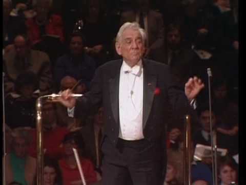 Candide Overture: Leonard Bernstein conducting